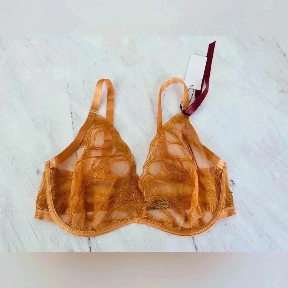 Sheer Lace Bralette & High Waist Brief Set - Gold - Picture 8 of 16